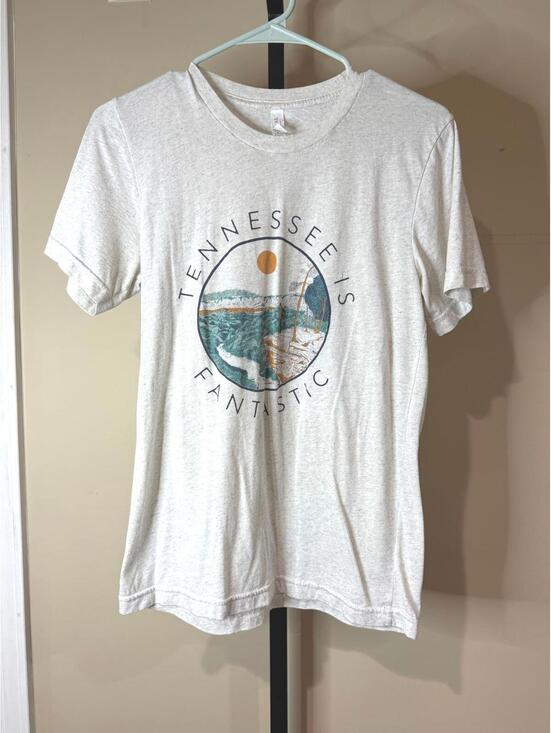 Other - Tennessee Is Fantastic Graphic T-Shirt Small